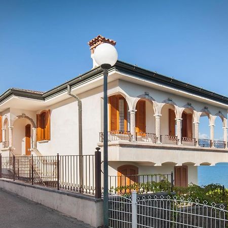 Villa Francesca-Grande Appartamento In Riva Al Lago Brenzone sul Garda Ngoại thất bức ảnh