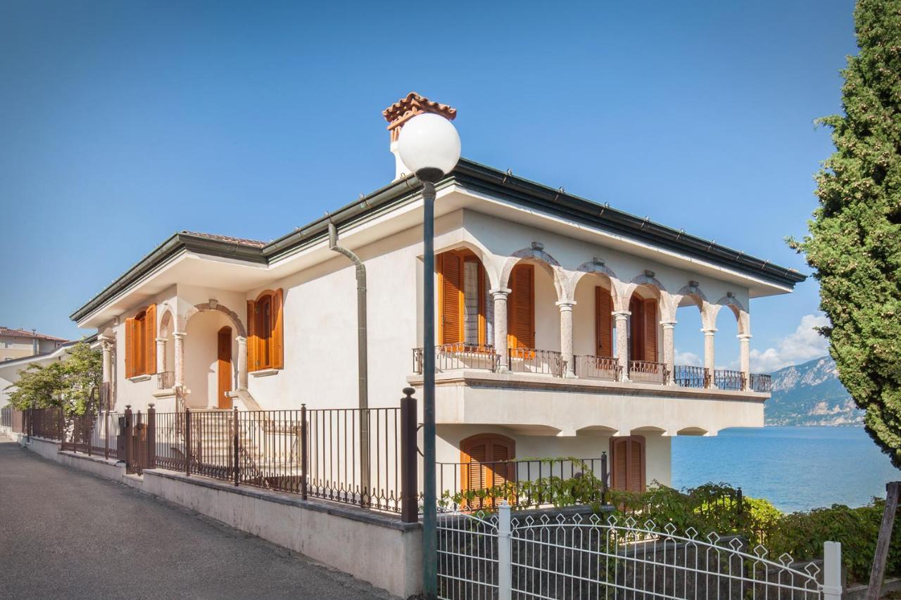 Villa Francesca-Grande Appartamento In Riva Al Lago Brenzone sul Garda Ngoại thất bức ảnh
