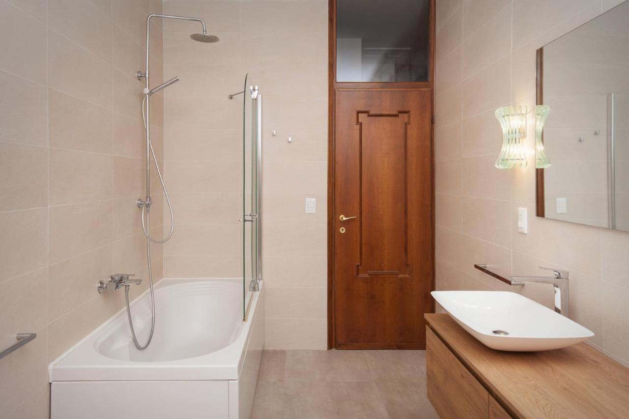 Villa Francesca-Grande Appartamento In Riva Al Lago Brenzone sul Garda Ngoại thất bức ảnh