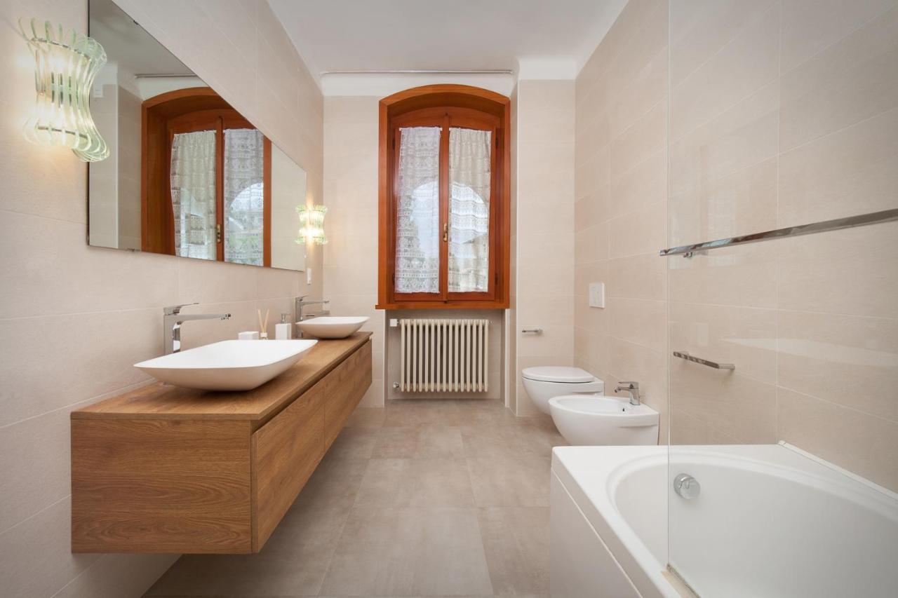 Villa Francesca-Grande Appartamento In Riva Al Lago Brenzone sul Garda Ngoại thất bức ảnh