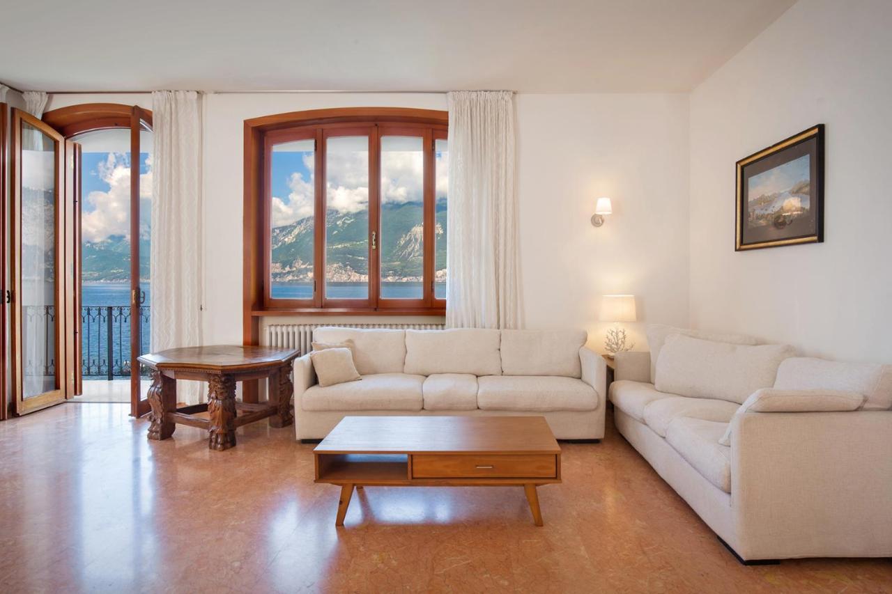 Villa Francesca-Grande Appartamento In Riva Al Lago Brenzone sul Garda Ngoại thất bức ảnh